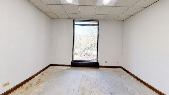 Oak Brook Office Suites: 1550 Spring Road, Oak Brook, IL 60523